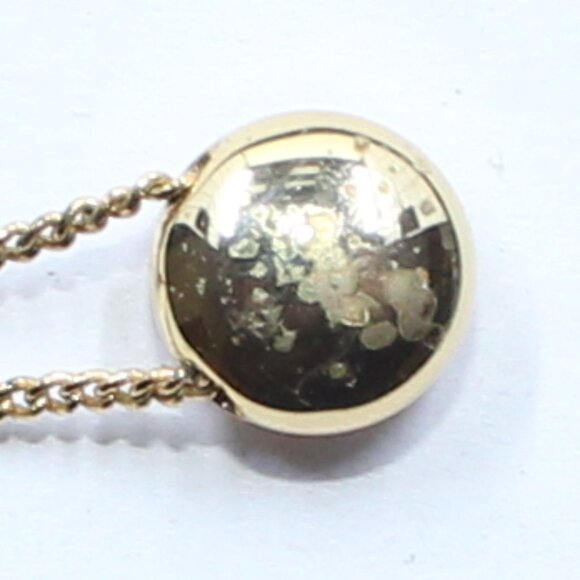 Gold Tone H2Z 16" Adjustable Necklace With Round Iridescent Pinkish Stone - Picture 12 of 13